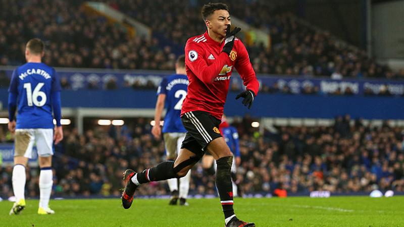 Jesse Lingard melakukan selebrasi pasca mencetak gol ke gawang Everton. Copyright: INDOSPORT