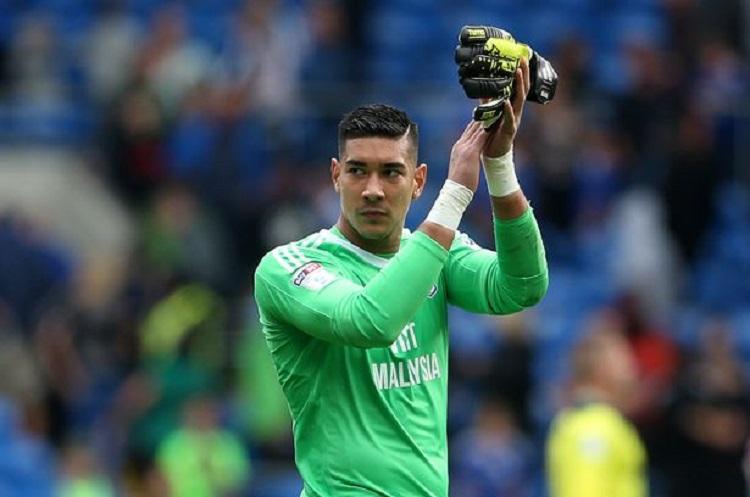 Neil Etheridge siap tampil kembali di Liga Primer Inggris 2019/20 setelah diincar West Ham United.