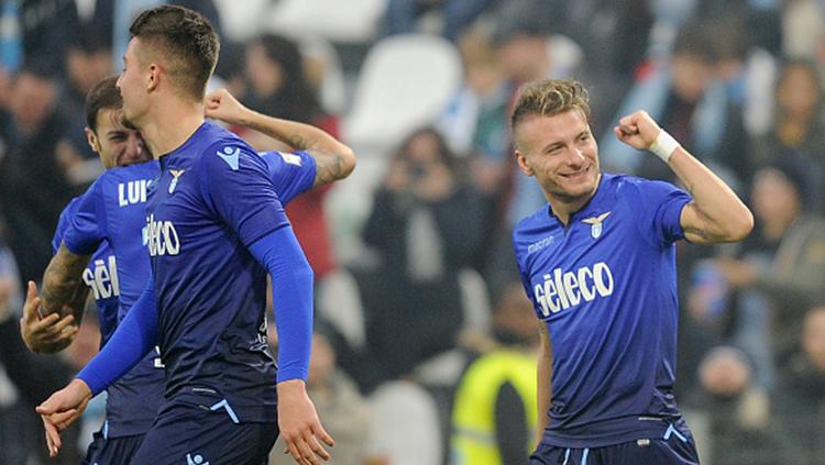 Ciro Immobile usai mencetak gol. Copyright: INDOSPORT