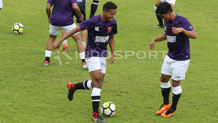 Latihan PSM Makassar di Bali Copyright: Rudi Merta/INDOSPORT