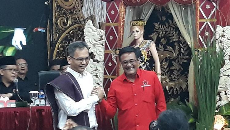 Sihar Sitorus dan Djarot Saiful Hidayat. Copyright: Tsarina Maharani/detikcom