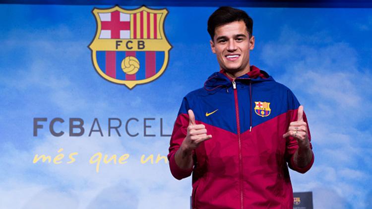 Philipe Coutinho saat diperkenalkan secara resmi di Barcelona. Copyright: INDOSPORT