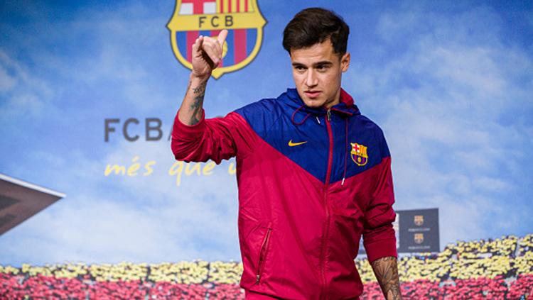 Philippe Coutinho resmi diperkenalkan Barcelona. Copyright: INDOSPORT