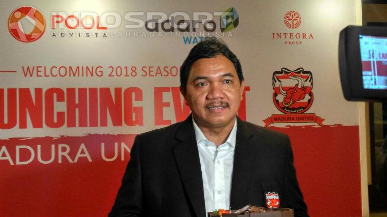 Presiden Madura United, Achsanul Qosasih. Copyright: INDOSPORT/Petrus MDY