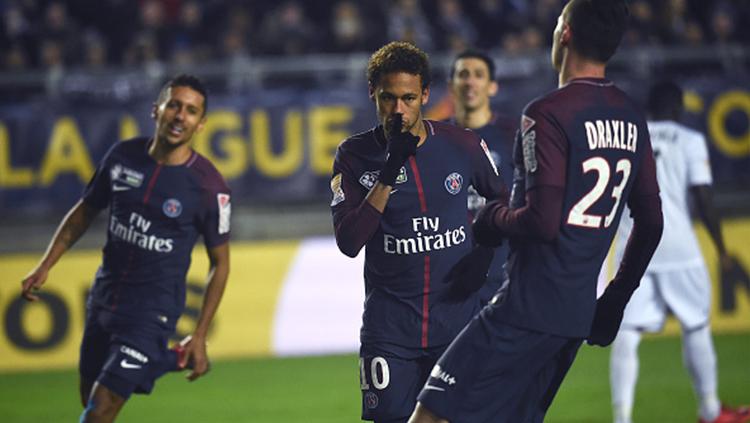 Neymar saat merayakan gol ke gawang Amiens SC Copyright: INDOSPORT