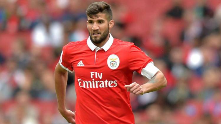 bek Benfica, Lisandro Lopez segera gabung Inter Milan Copyright: INTERNET