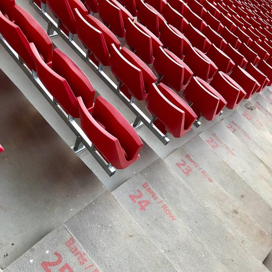 Baris kursi di Stadion Utama Gelora Bung Karno. Copyright: Internet