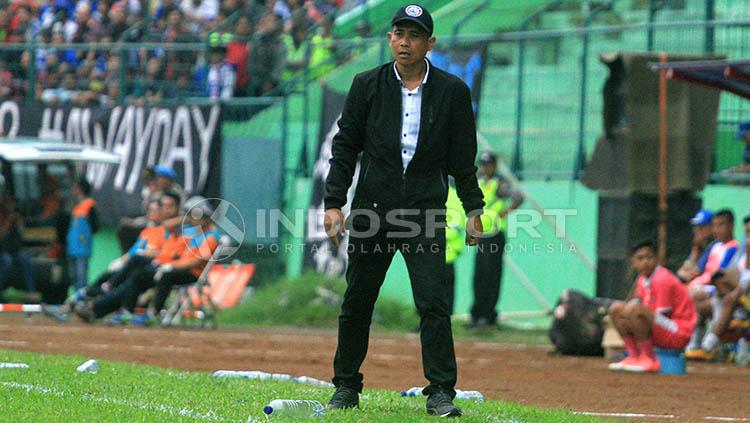 Pelatih Arema FC, Joko Susilo Copyright: Indosport/Ian Setiawan