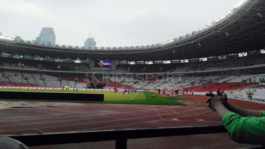 Suasana di dalam Stadion Gelora Bung Karno Copyright: Petrus Manus DaYerimon/Indosport.com