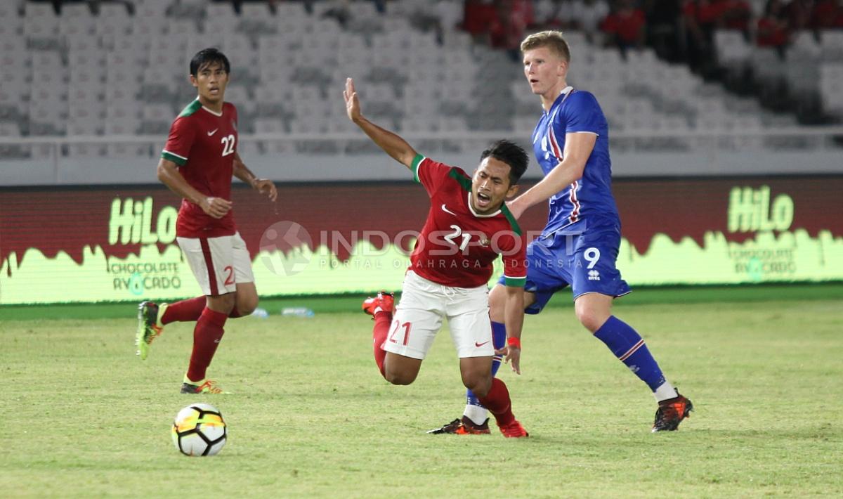 Salah satu momen di laga antara Timnas Indonesia melawan Islandia.