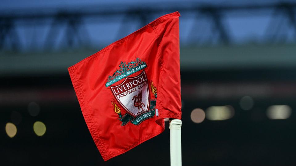 Bendera di Stadion Anfield.