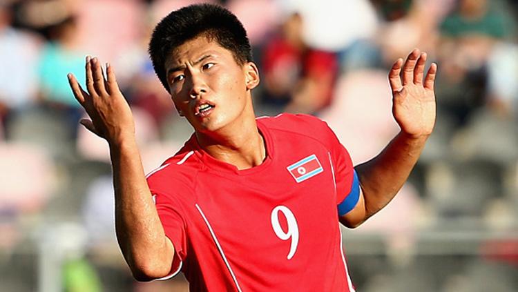 Penyerang Timnas Korea Utara, Kwang Song Han. Copyright: INDOSPORT