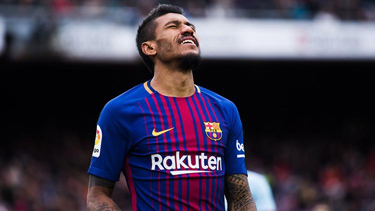 Paulinho kesakitan di atas lapangan Copyright: INDOSPORT