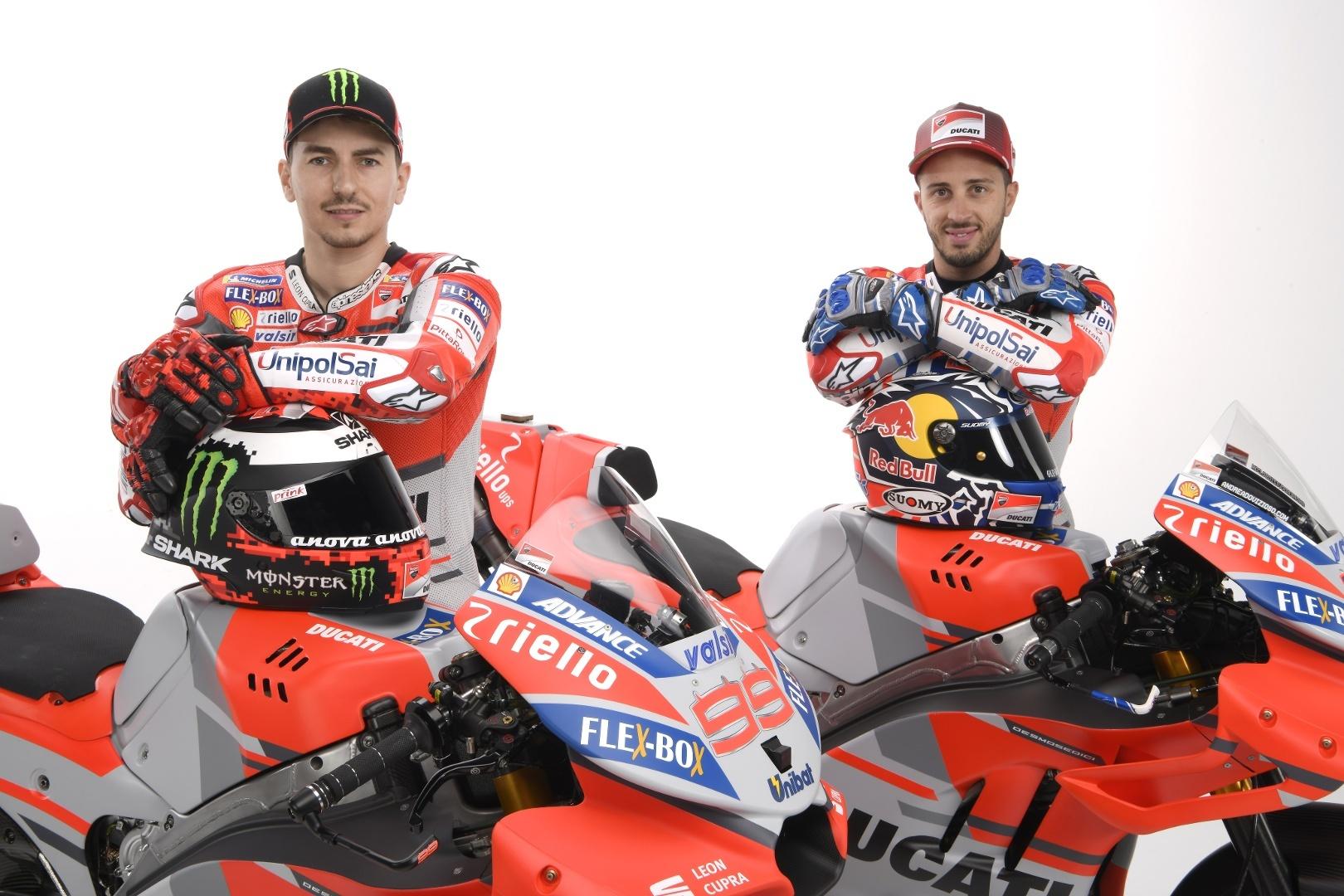 Lorenzo dan Dovizioso dengan motor Desmosedici GP18 Copyright: ducatiusa.com