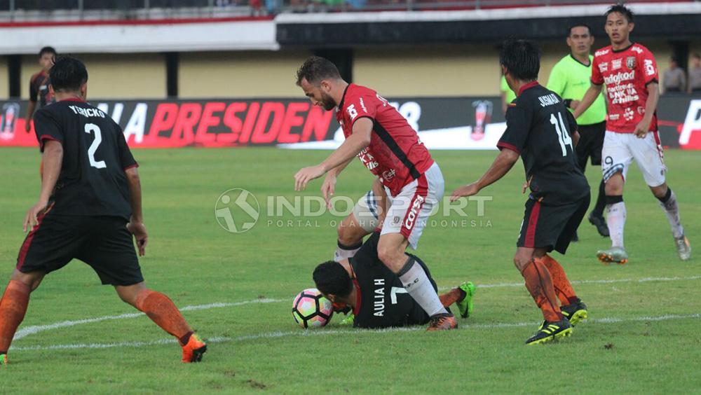 Bali United vs Borneo FC Copyright: Ruddy Khaizan/Indosport.com