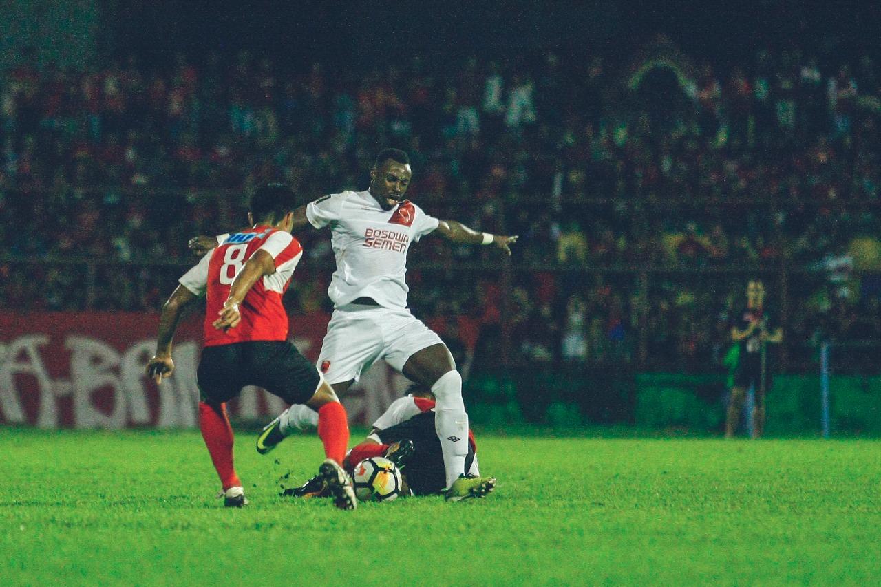 PSM Makassar vs Home United Copyright: Muhammad Nur Basri/INDOSPORT