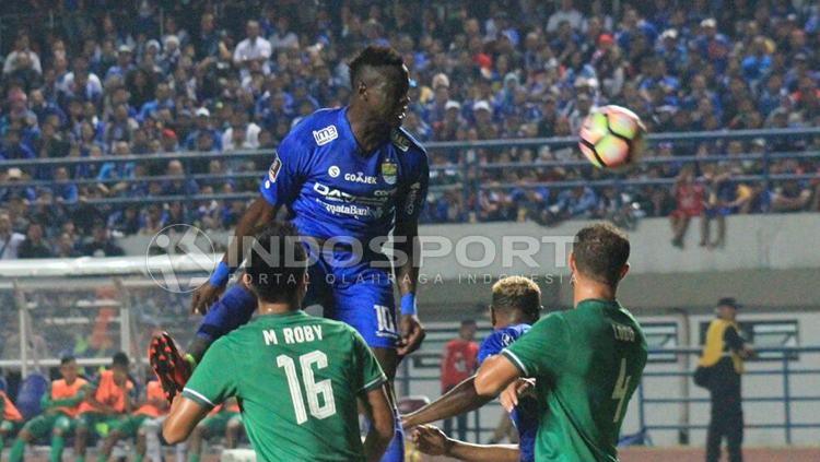 PSMS Medan vs Persib Bandung Copyright: Arif Rahman/INDOPSORT