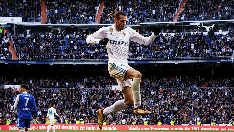 Gareth Bale melakukan selebrasi usai cetak gol ke gawang Deportivo La Coruna.