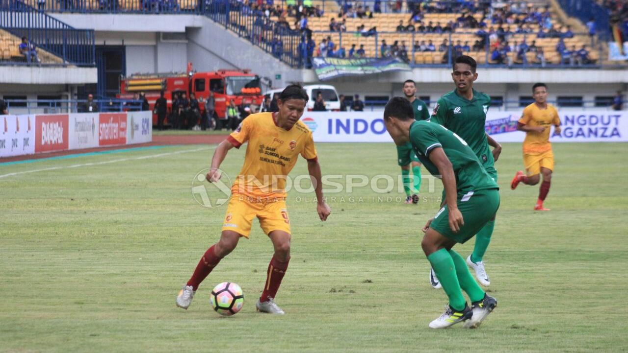 PSMS Medan vs Sriwijaya FC Copyright: Arif Rahman/Indosport.com