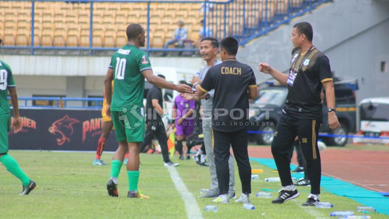 PSMS Medan vs Sriwijaya FC Copyright: Arif Rahman/Soicaumienbac.cc