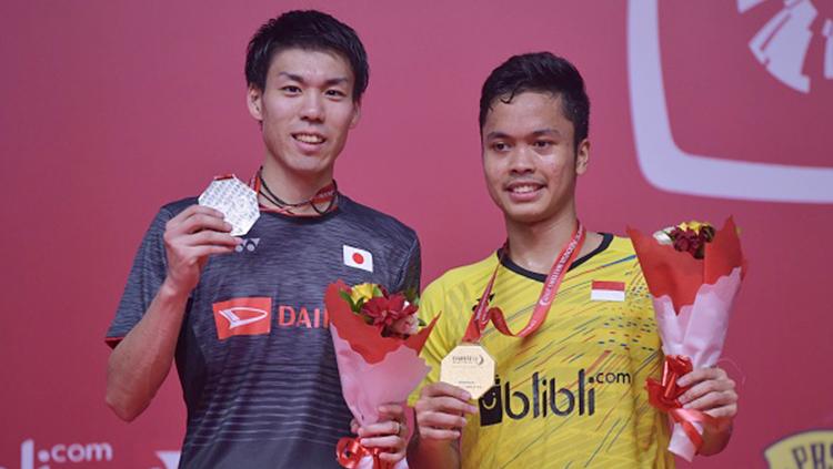 Anthony Sinisuka Ginting dan Kazumasa Sakai. Copyright: INDOSPORT