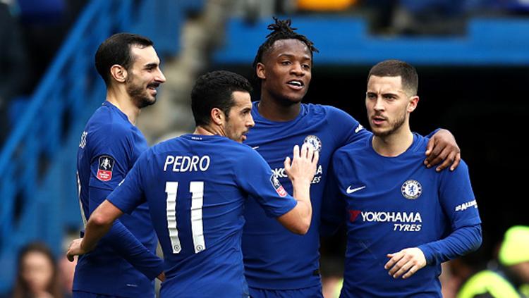 Michy Batshuayi merayakan golnya ke gawang Newcastle. Copyright: INDOSPORT