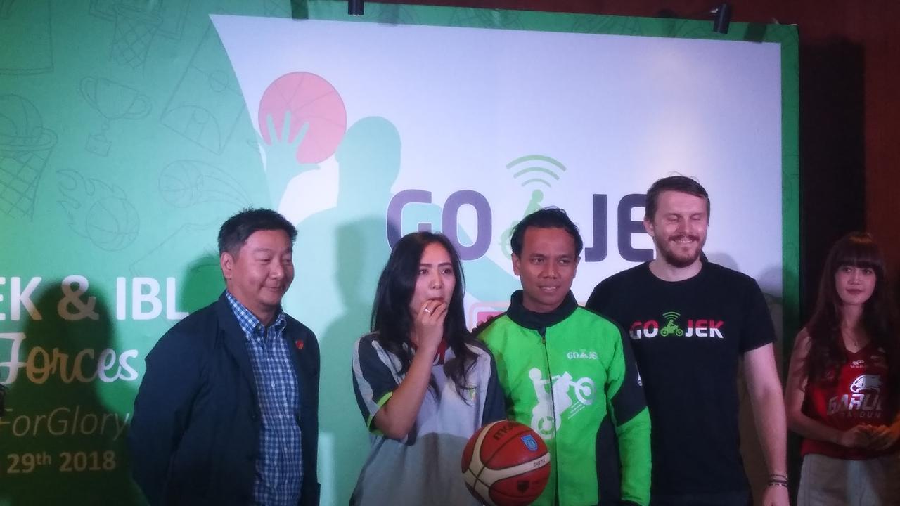 Gojek Sponsori IBL Copyright: bola.com