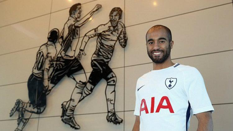 Lucas Moura resmi ke Tottenham Hotspur. Copyright: INDOSPORT