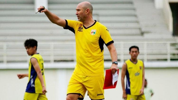 Pelatih Mitra Kukar, Rafael Berges Marin.