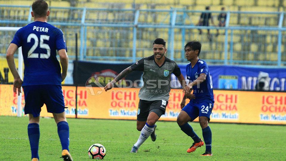 Jefferson Lopes (Persela vs PSIS) Copyright: Ian Setiawan/Indosport.com