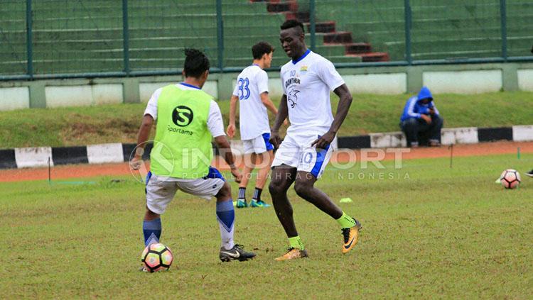 Persib Copyright: Arif Rahman/INDOSPORT