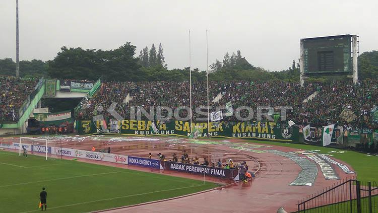 Persebaya vs PSMS Copyright: Arif Setiadi/INDOSPORT