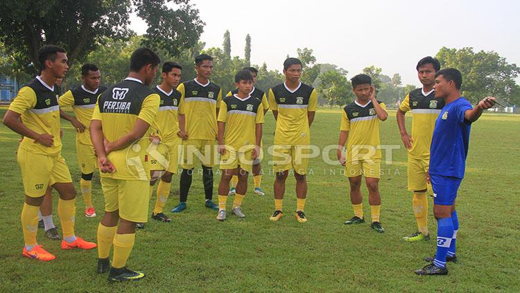 Latihan Persiba Copyright: Teddy Rumengan/INDOSPORT