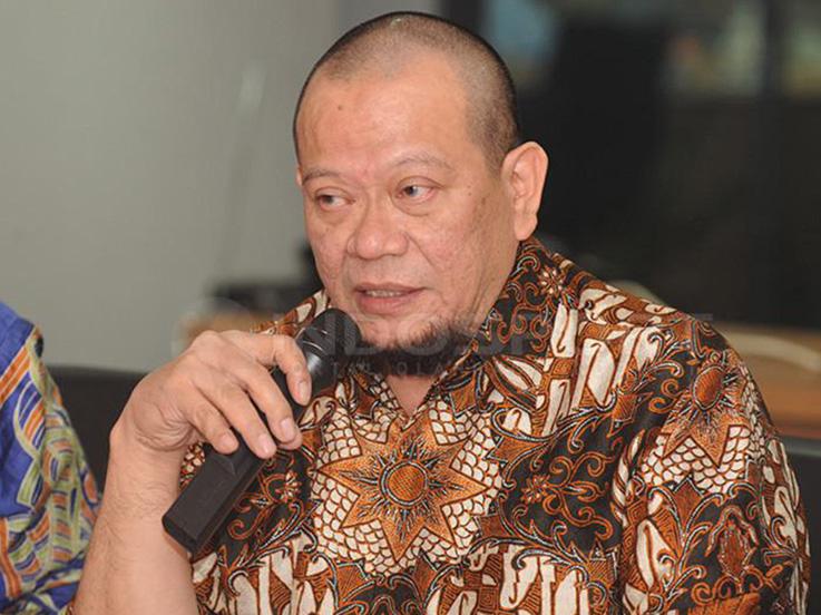 La Nyalla Matalati mantan ketua umum PSSI. Copyright: INDOSPORT