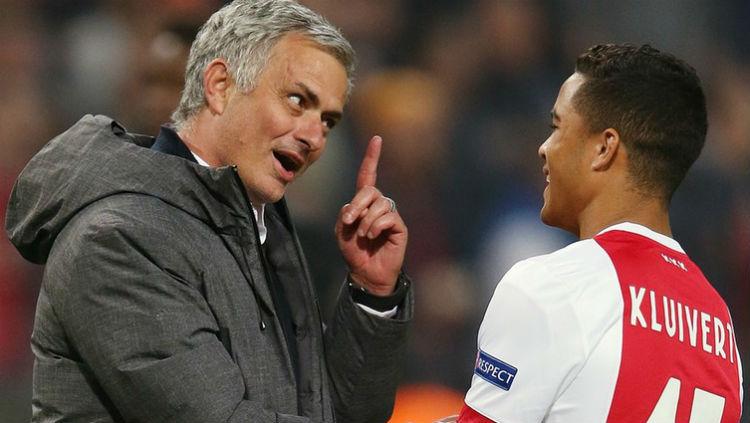 Mourinho mengisyaratkan kedatangan Kluivert ke Inggris Copyright: dailymail.co.uk