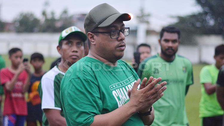 Manajer Persebaya, Chairul Bassalamah. Copyright: Fitra Herdian/INDOSPORT