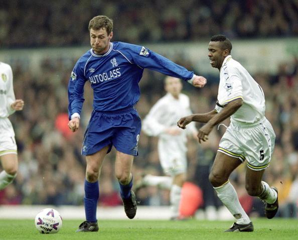 Chris Sutton ketika masih membela Chelsea Copyright: Getty Images