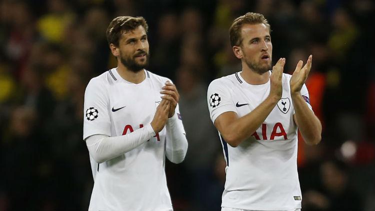 Llorente bersama dengan Harry Kane Copyright: skysports.com