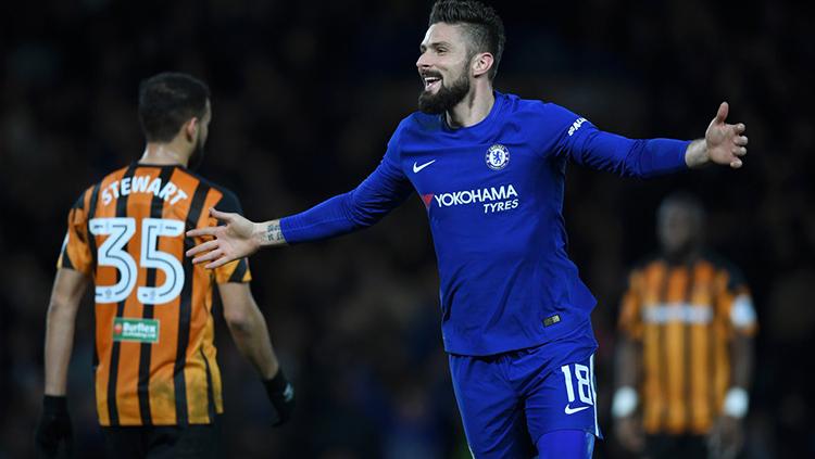 Olivier Giroud berselebrasi usai membobol gawang Hull City di laga FA Cup. Copyright: Chelsea FC