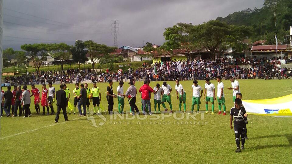 PPLM Kemenpora vs PSIW Wonosobo Copyright: Haris Chaebar/Indosport.com