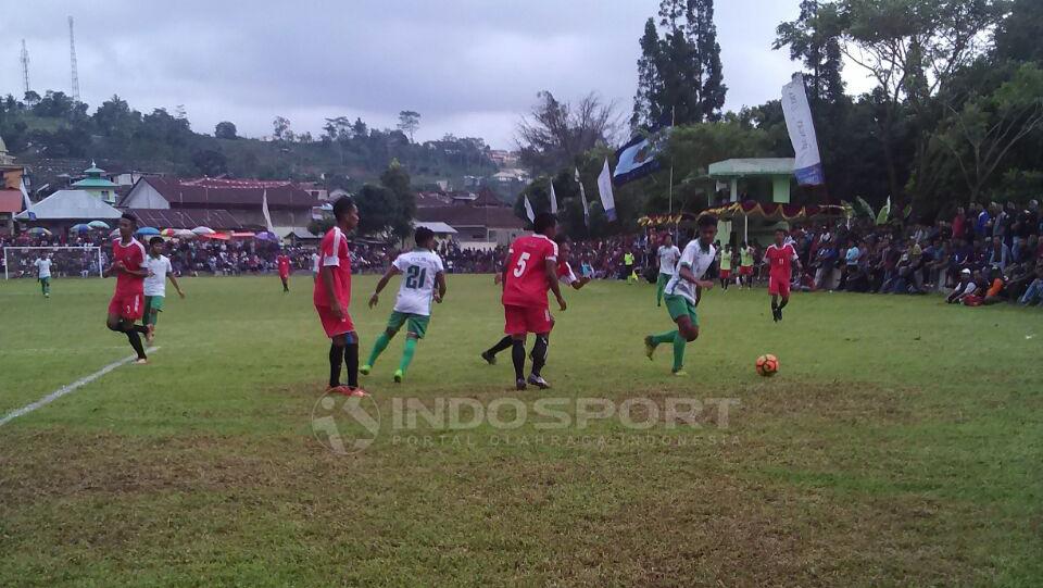 PPLM Kemenpora vs PSIW Wonosobo Copyright: Haris Chaebar/Indosport.com