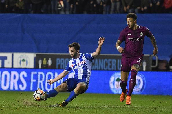 Tedangan Will Grigg ke gawang Man City di ajang Piala FA yang berbuah gol. Copyright: Getty Images