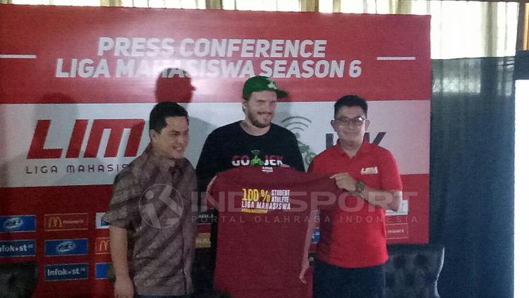 Erick Tohir (CEO Mahaka), Piotr Jakubowski (Chief Marketing Officer Gojek), Ryan Ghozali (CEO Liga Mahasiwa).