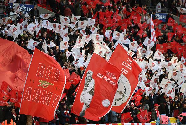 Para suporter Arsenal di Stadion Wembley dalam partai Final Piala Liga Inggris 2018. Copyright: Getty Image