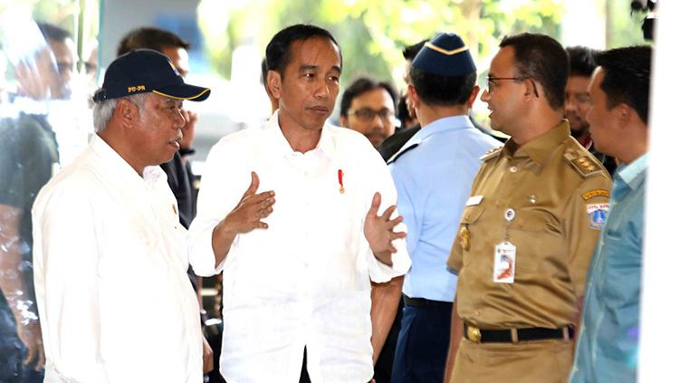 Presiden RI, Joko Widodo melalukan tinjauan langsung ke wisma atlet Kemayoran. Copyright: INASGOC