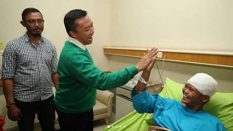 Kemenpora jenguk atlet dayung yang tersengat listrik - INDOSPORT