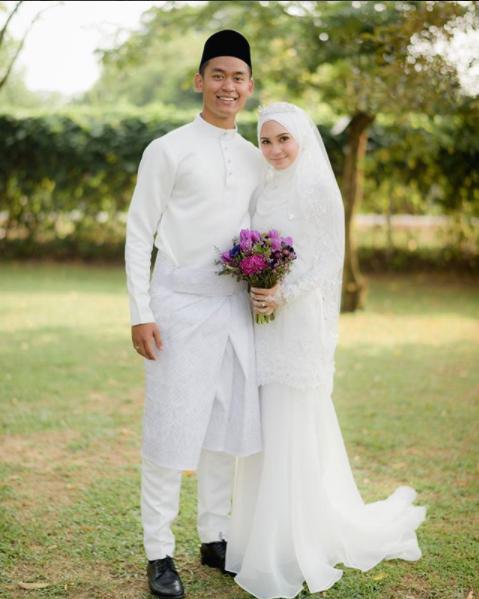 Potret pernikahan Darina Kamal. Copyright: Instagram@Darina Kamal