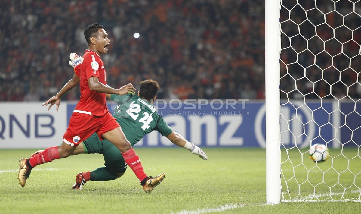 Momen ketika Persija berhasil membobol gawang Tampines Rovers.