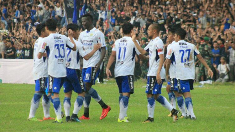 Skuat Persib vs Perserang Copyright: Istimewa