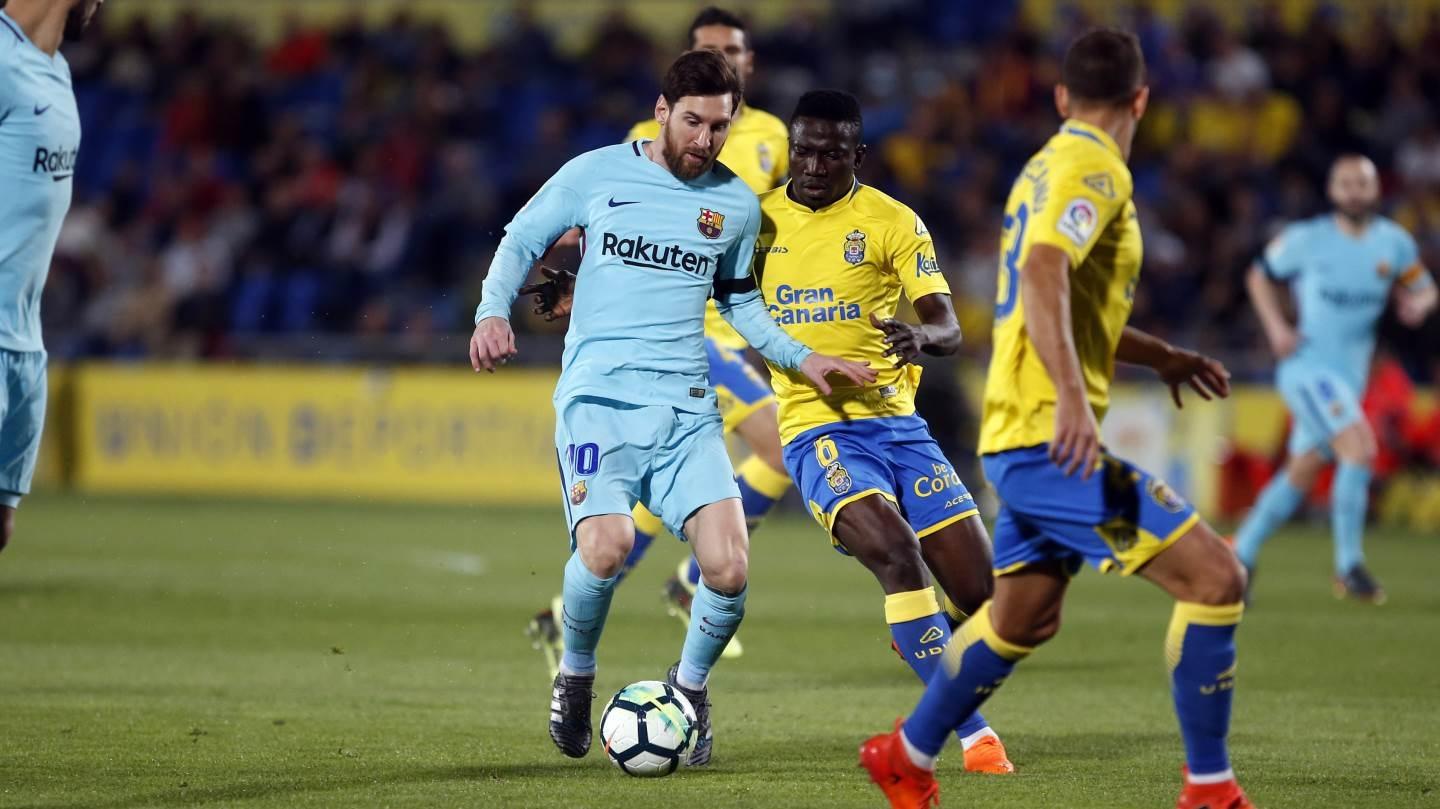 Messi pada pertandingan kontra Las Palmas. Copyright: Internet